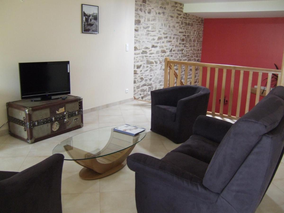 Bed and Breakfast La Grange Aux Hirondelles Athienville Exterior foto